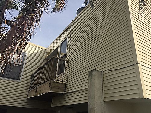 2nd image of 1596 Shaker Cir