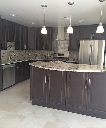2nd image of 106 Sea Horse Ln