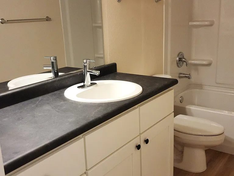 6212 E Greenway St #104 — Photo 7