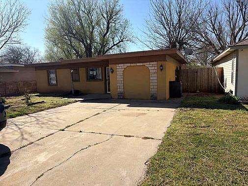 2nd image of 6016 NW 56th St