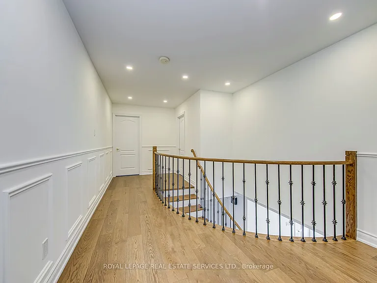 1463 Albion Ave — Photo 20