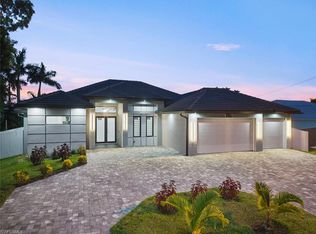 926 Gleason PKWY, CAPE CORAL, FL 33914