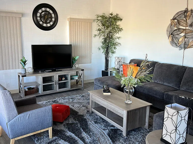 6670 Indian Cove Rd #1 — Photo 3