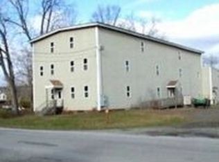 17 Weston St, Randolph, VT 05060