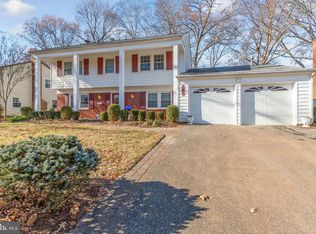 1717 Urby Dr, Crofton, MD 21114