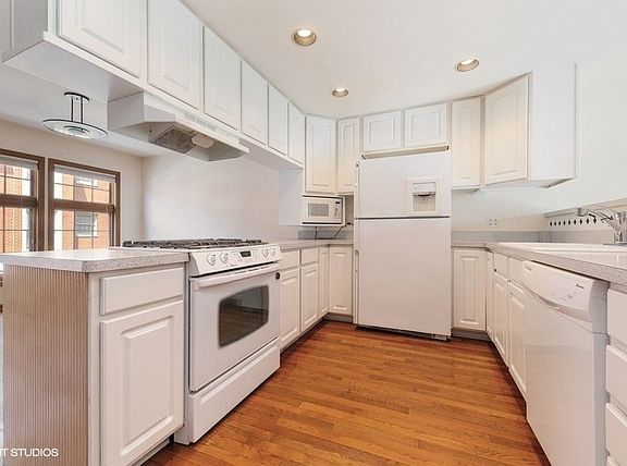 3rd image of 201 S York St Unit C