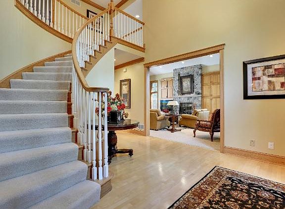 2nd image of 2107 Sugarwood Dr