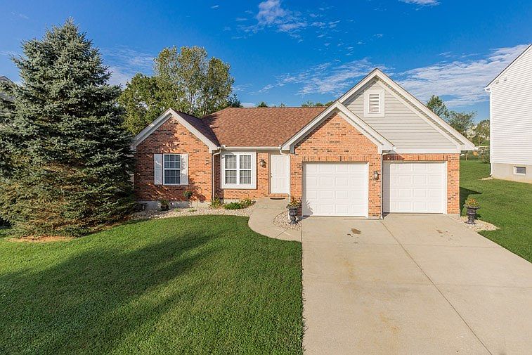 1st image of 1129 Brookstone Dr