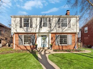5326 N Diversey Blvd, Whitefish Bay, WI 53217