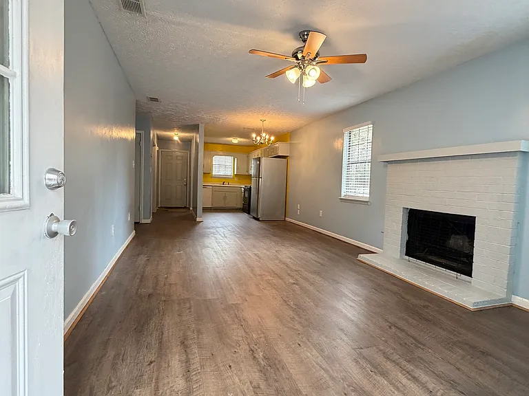 682 Timothy Rd — Photo 5