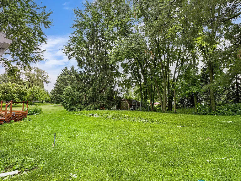 2579 King Dr — Photo 4