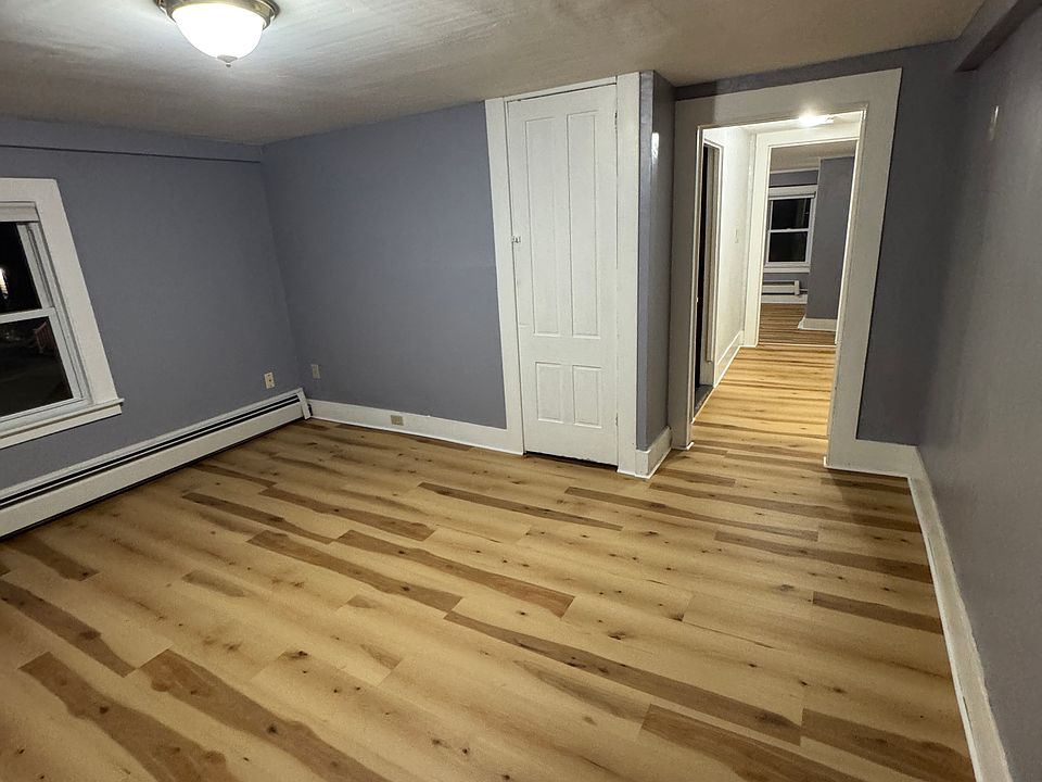 1st image of 194 Madison St #2