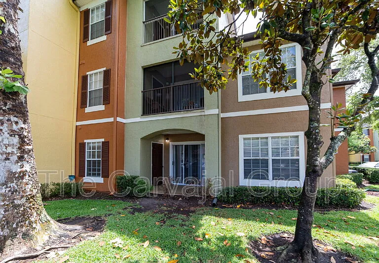 725 Crest Pines Dr #417 — Photo 1