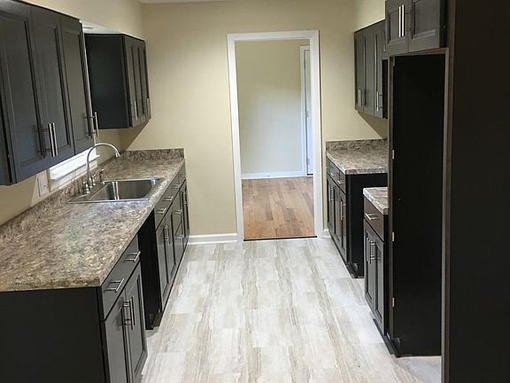 5th image of 125 Briarwood Ct