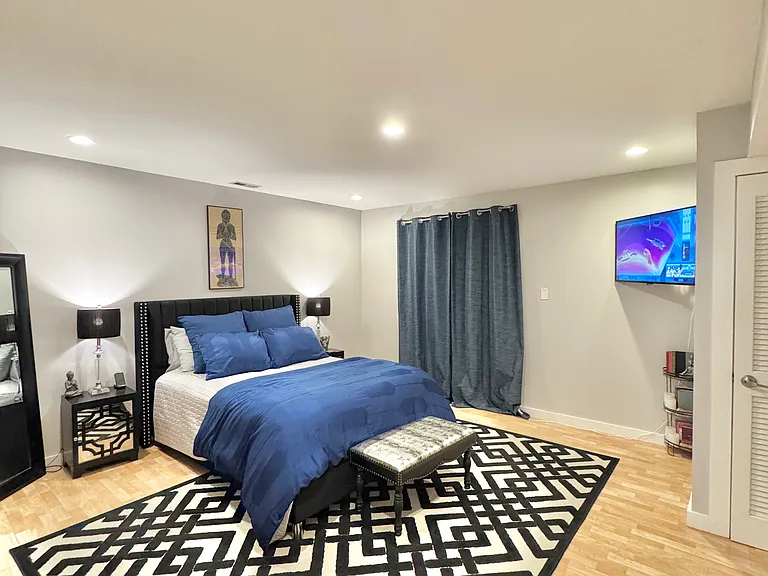 630 Central Ave #101 — Photo 4
