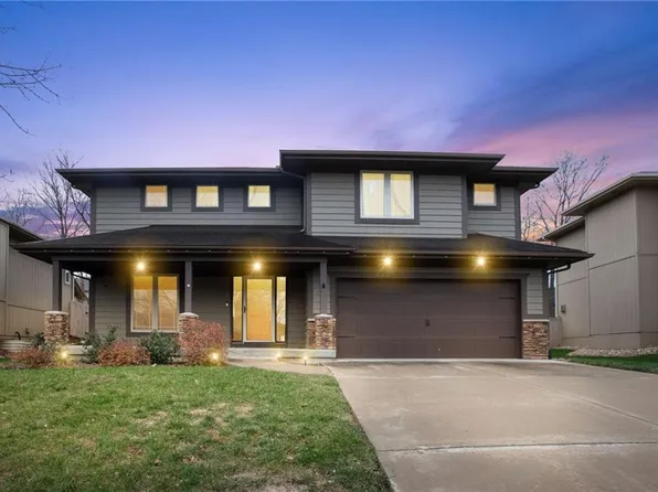 543 W Elizabeth St, Olathe, KS 66061