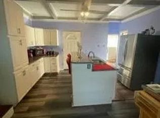 21 W Main St, Crisfield, MD 21817