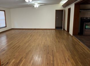 3045 Peach Dr, Jacksonville, FL 32246