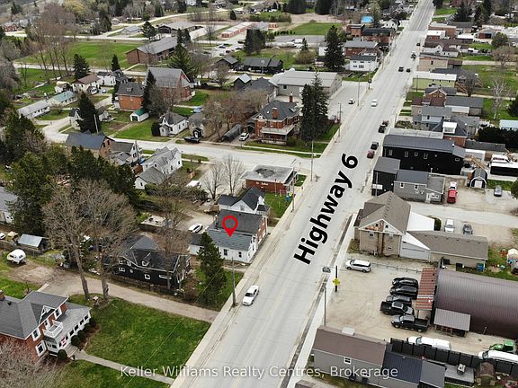 3rd image of 163 Garafraxa St