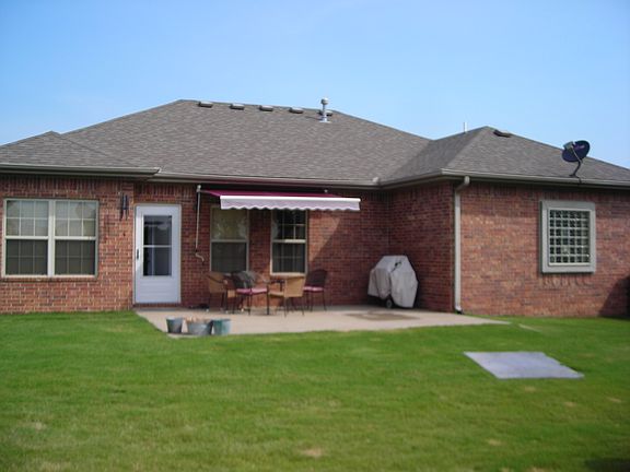 2nd image of 1201 SE Phoenix St