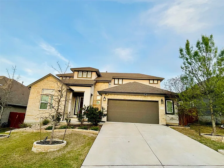 18001 Dufour Dr — Photo 1