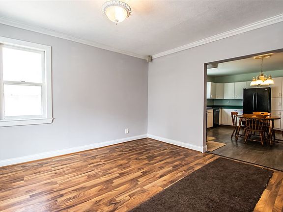 3rd image of 809 W McClure Ave