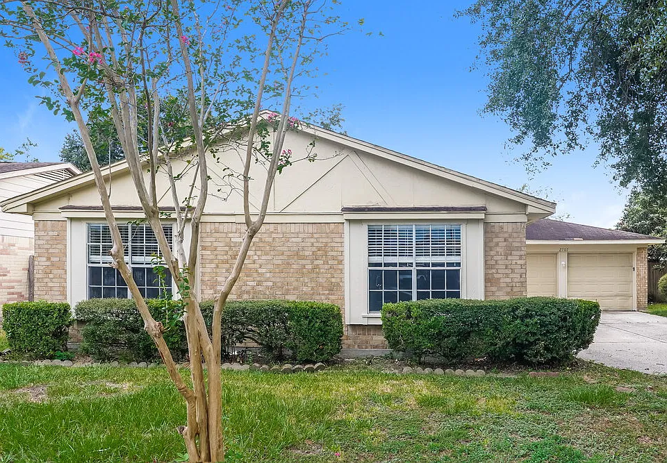 2707 Skelton Dr