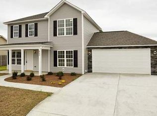 403 Ridge Way Dr, Holly Ridge, NC 28445