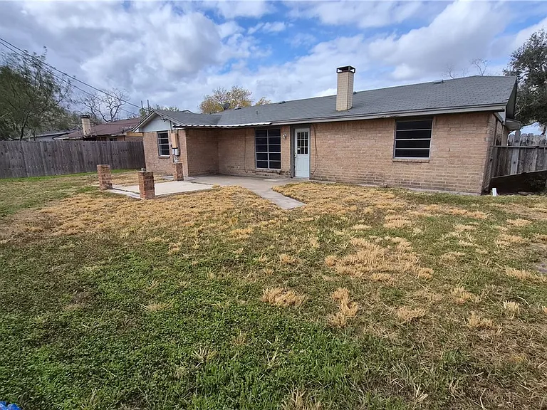 6013 Parkview Dr — Photo 17