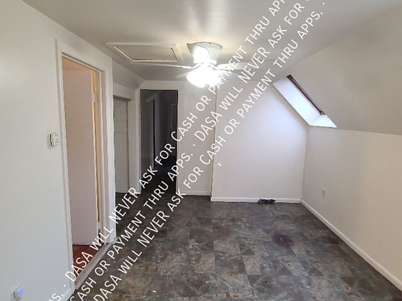 4th image of 80 Miller St
