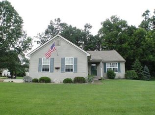 16220 Apple Ln, Linden, MI