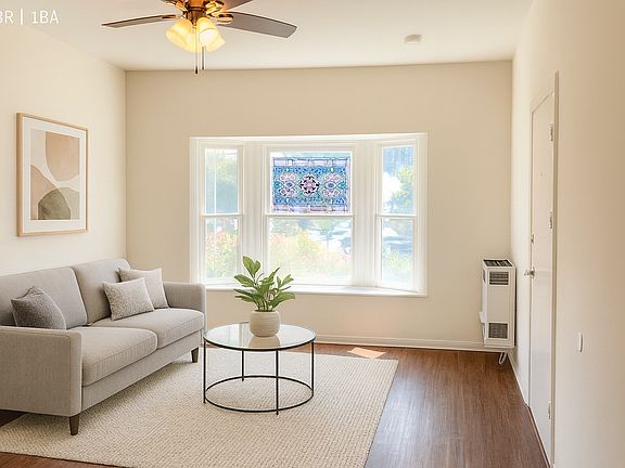 3rd image of 1525 Cassil Pl APT 106