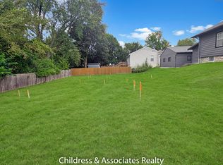 2036 Fuller Ave NE, Grand Rapids, MI