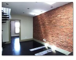 Rented by R New York