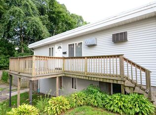 1410 Warwick Ave, Warwick, RI 02888