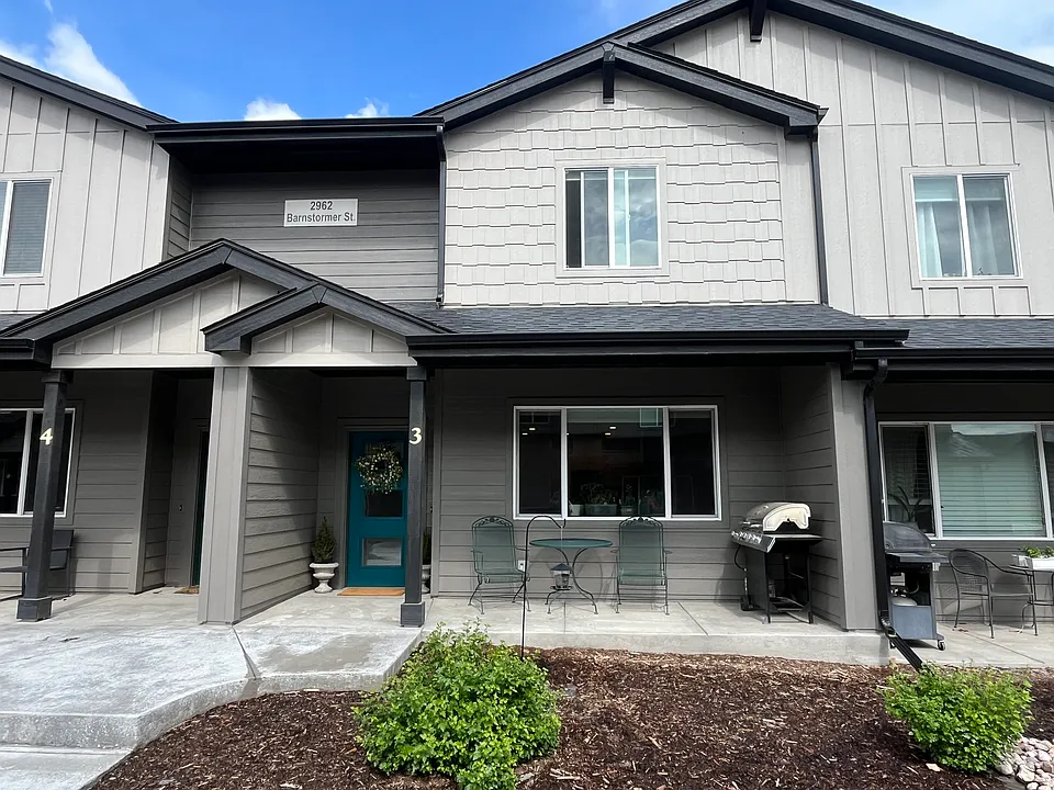 2962 Barnstormer St #3