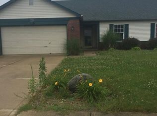 230 Pineview Dr, Mooresville, IN