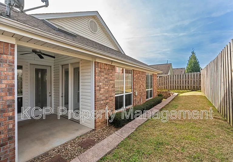 17 Jeffrey Way — Photo 22