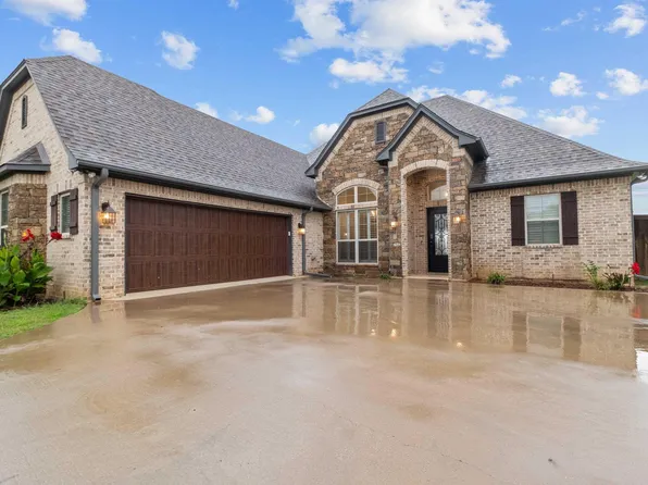 233 Providence Pl, Bullard, TX 75757