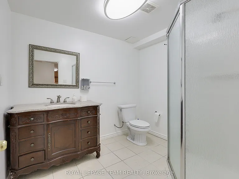 35 Norgold Cres — Photo 49