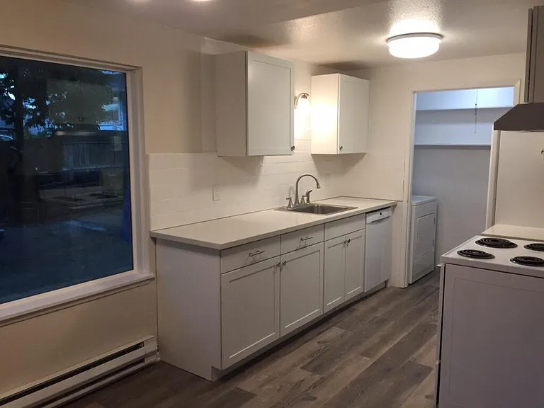 2407 SE 70th Ave — Photo 5