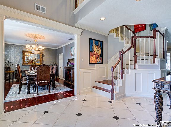 2nd image of 4527 Shavano Ct