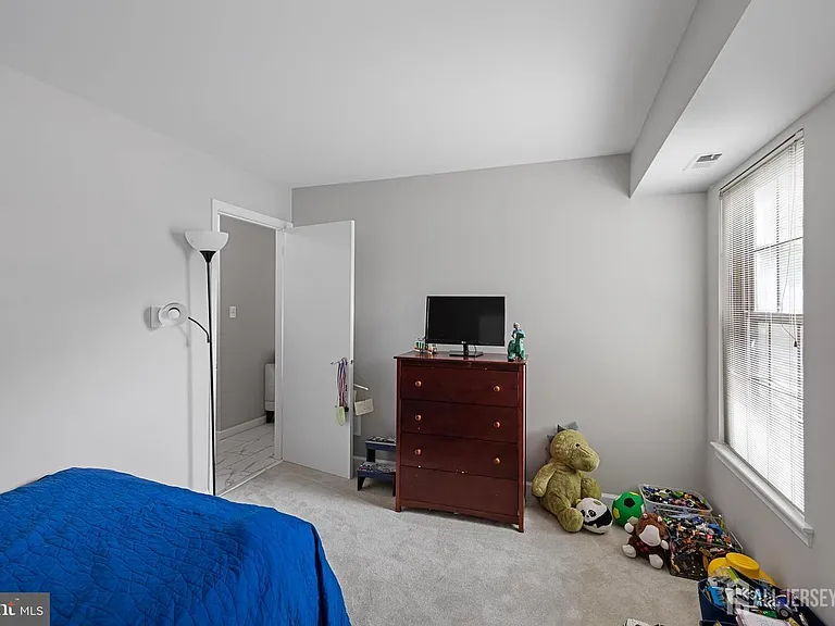 23 W Bluebell Ln #A — Photo 22