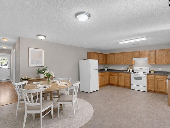 4th image of 309 Summer Bend Rd