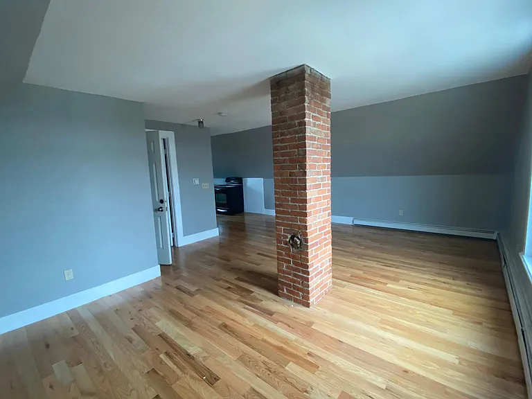 1 Chestnut St #7 — Photo 11