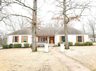 1811 Independence Rd, Rolla, MO 65401