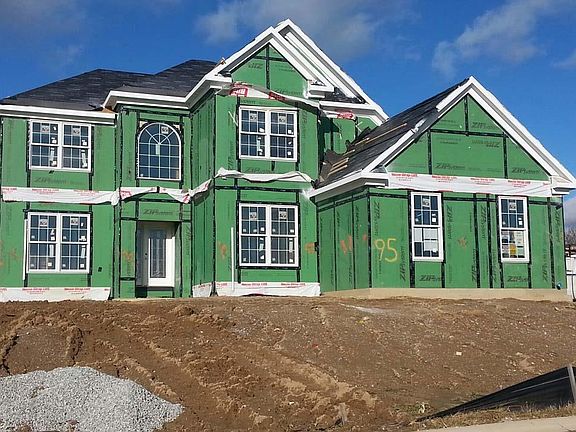 Located on 0095 in Slater Farms - Slater Ridge in Noblesville, IN