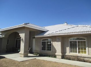 7468 Acacia Rd, Phelan, CA 92371