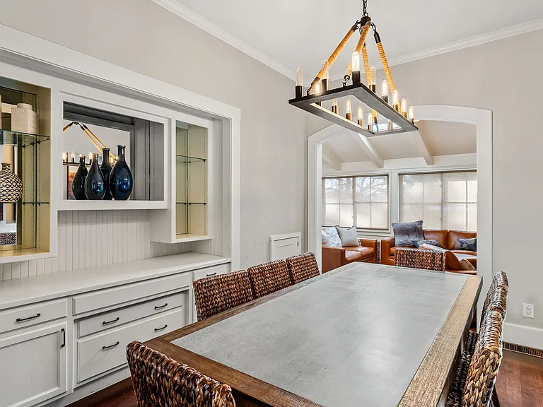 2850 Silverado Trl — Photo 54