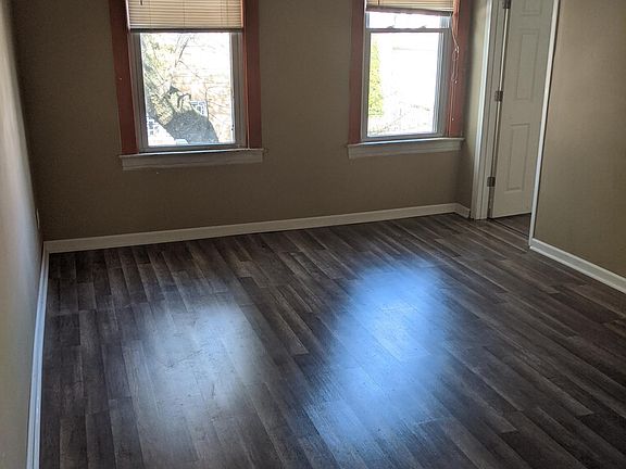 3rd image of 2519 S Homan Ave #2